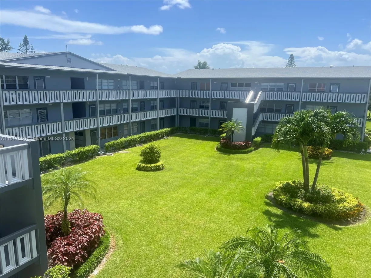 South Florida Real Estate | View 155 Suffolk D, D | 2 Beds, 1 Bath