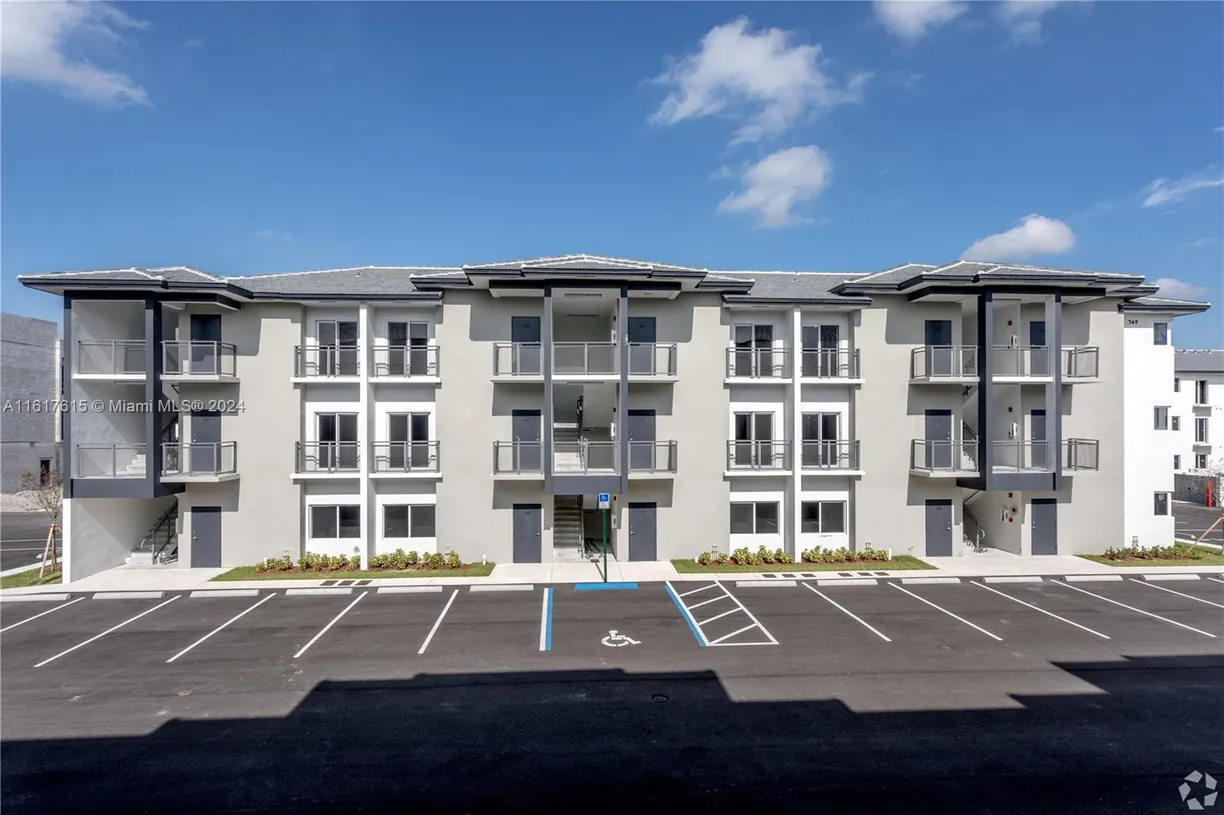 South Florida Real Estate | View 243 W 77th St, 102 | Listing