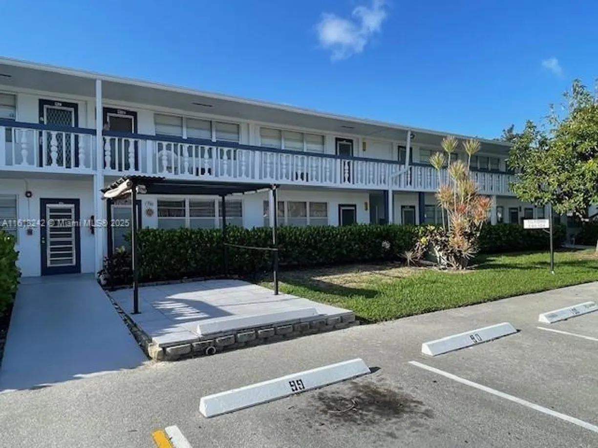 South Florida Real Estate | View 88 Tilford  E, 88 | Listing