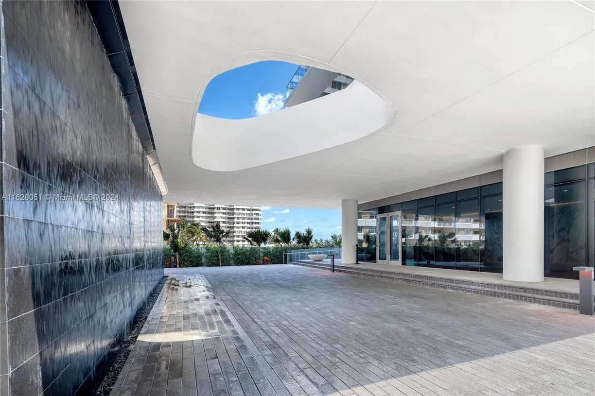 South Florida Real Estate | View 2000 S Ocean Dr, 34A | 3 Beds, 3 Baths