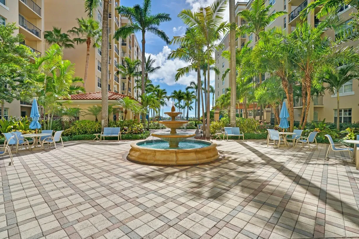South Florida Real Estate | View 1801 N Flagler Dr, 716 | 2 Beds, 1 Bath