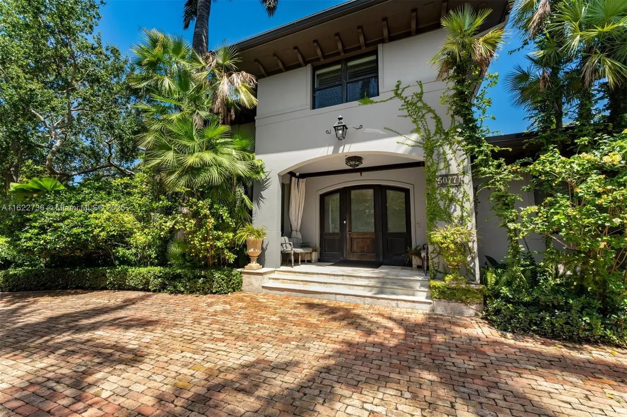 South Florida Real Estate | View 5077 N Bay Rd | Listing