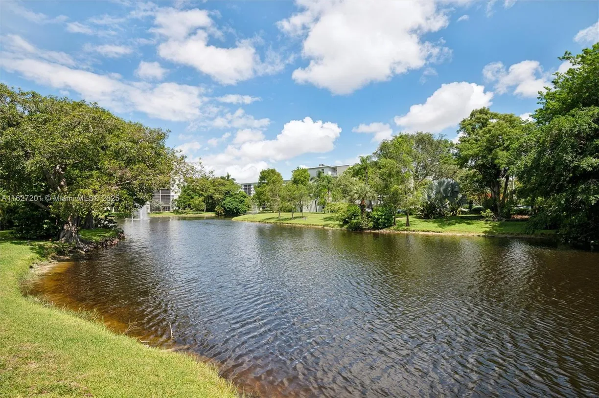 South Florida Real Estate | View 2305 S Cypress Bend Dr, 104D | 3 Beds, 2 Baths