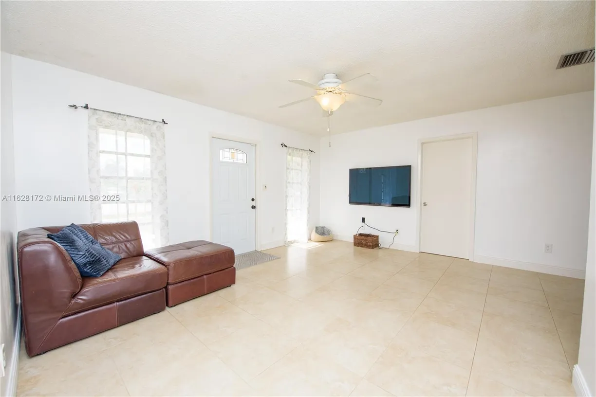 South Florida Real Estate | View 385 NW 16th St | Listing