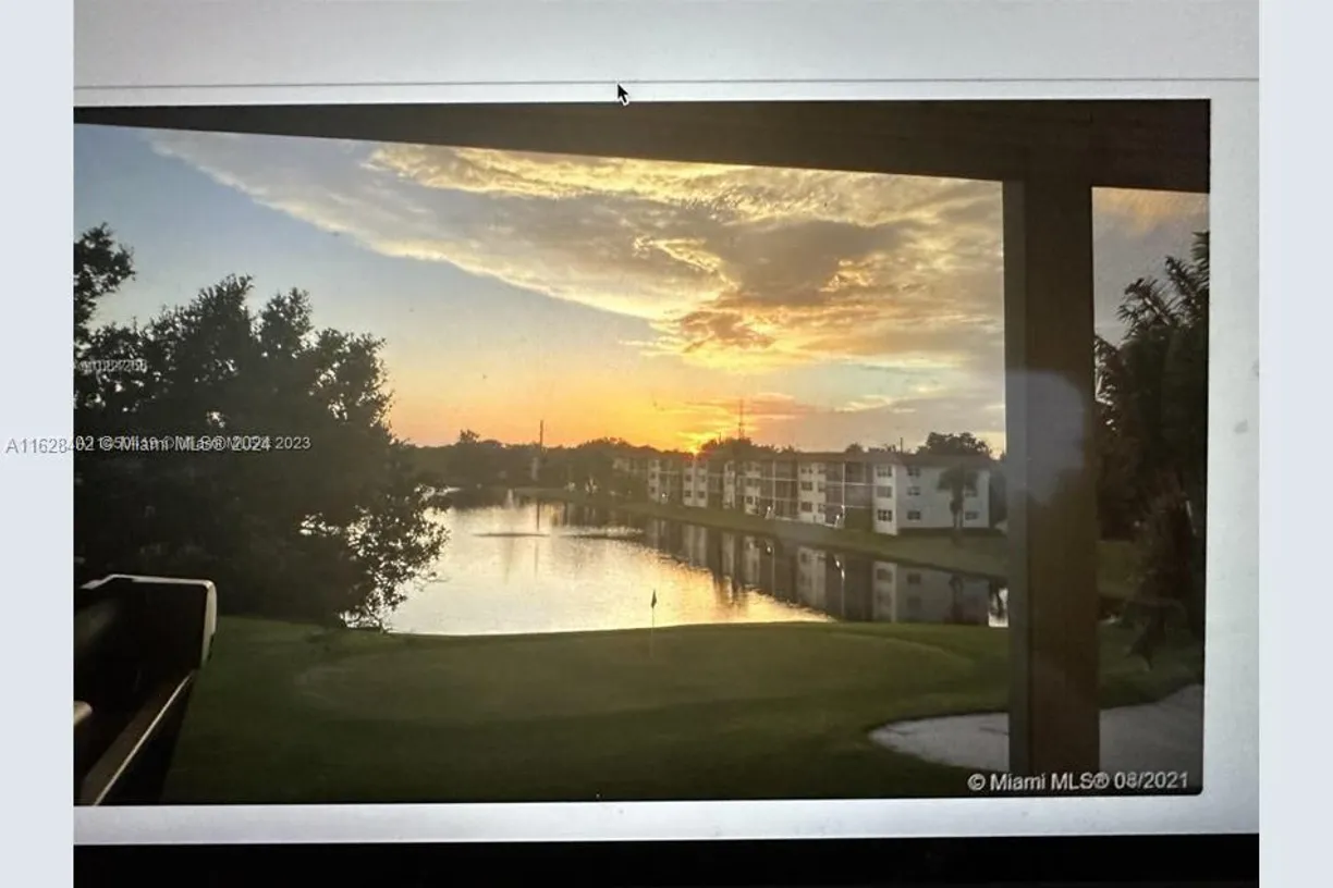 South Florida Real Estate | View 411 S Hollybrook Dr, 308 | 2 Beds, 2 Baths