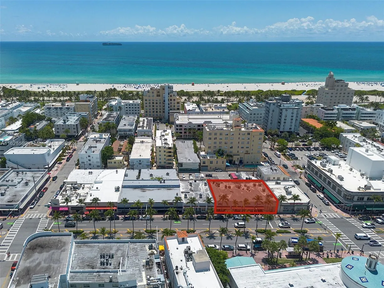 South Florida Real Estate | View 1323 Washington Ave