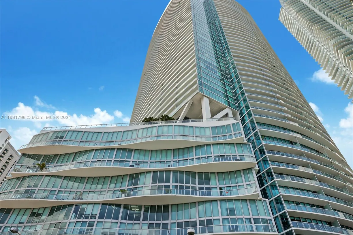 South Florida Real Estate | View 888 Biscayne Blvd, 302