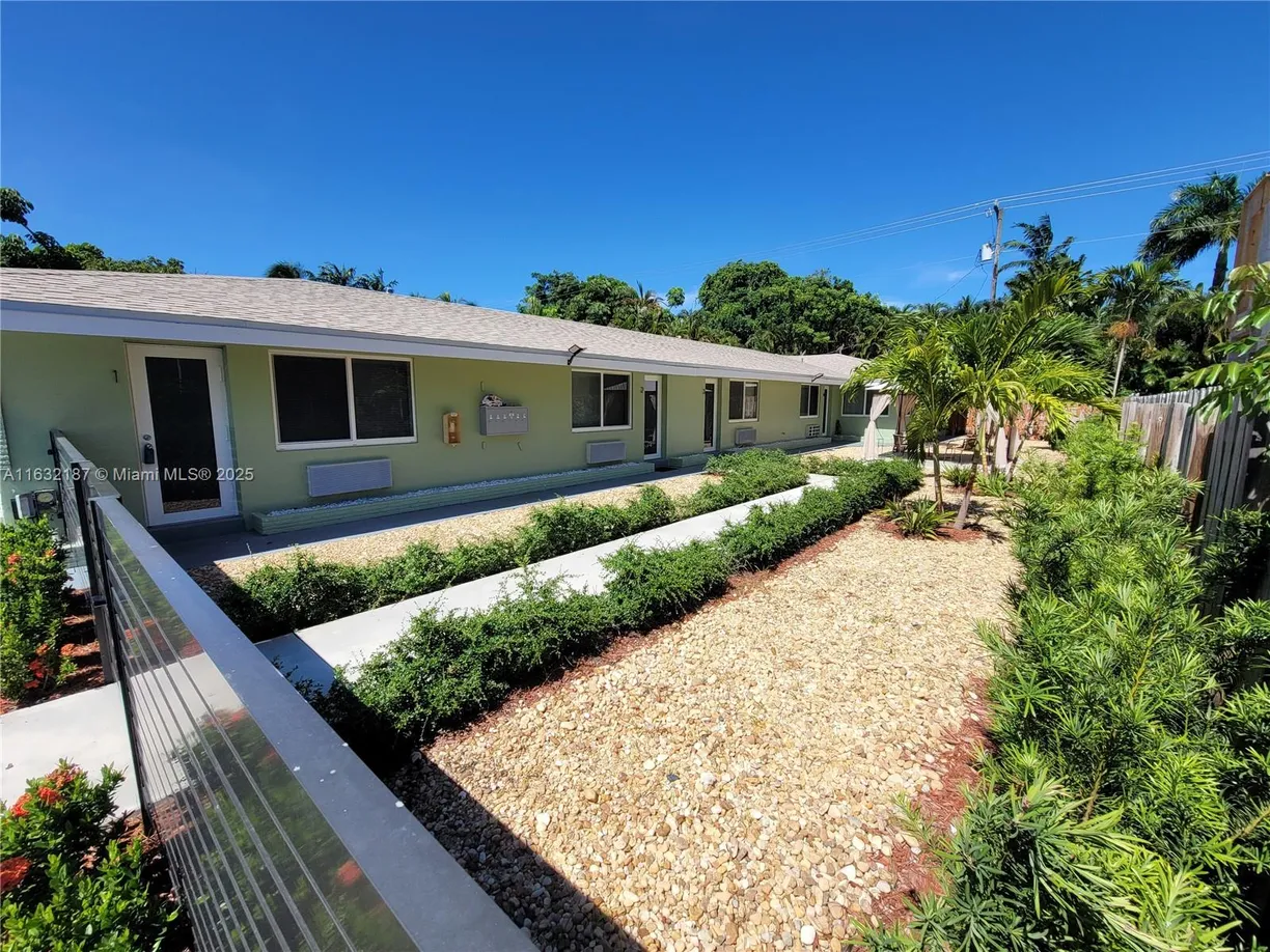 South Florida Real Estate | View 1324 NE 16th Ave, 1 | Listing