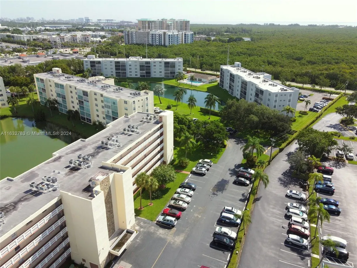 South Florida Real Estate | View 131 SE 3rd Ave, 506 | Listing