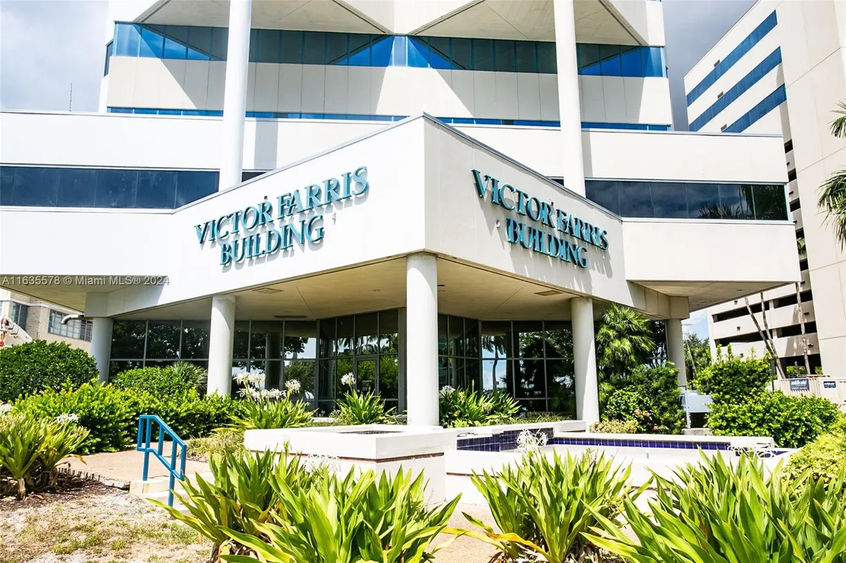 South Florida Real Estate | View 1411 N Flagler Dr, 8700 | Listing