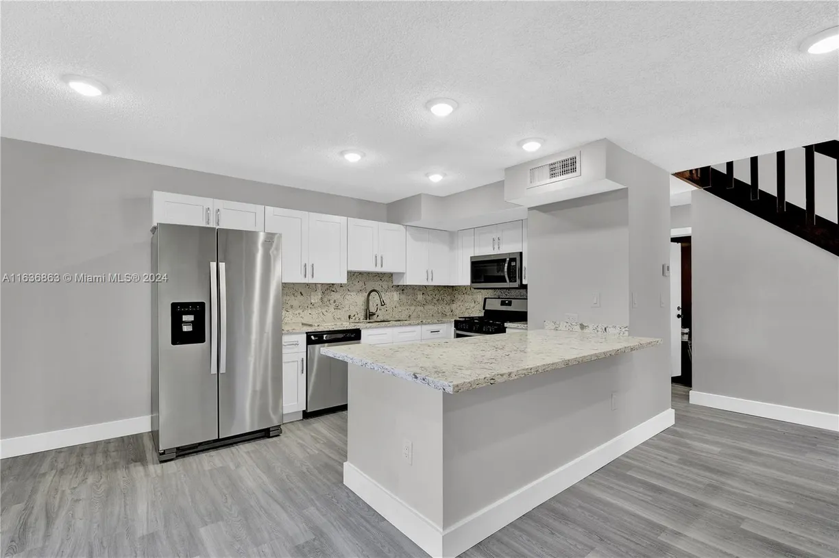 South Florida Real Estate | View 10629 SW 113th Pl, 89C | 2 Beds, 1 Bath