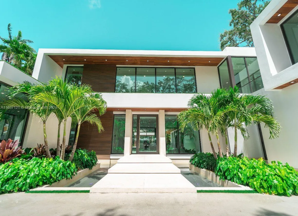 South Florida Real Estate | View 2910 Emathla St | Listing