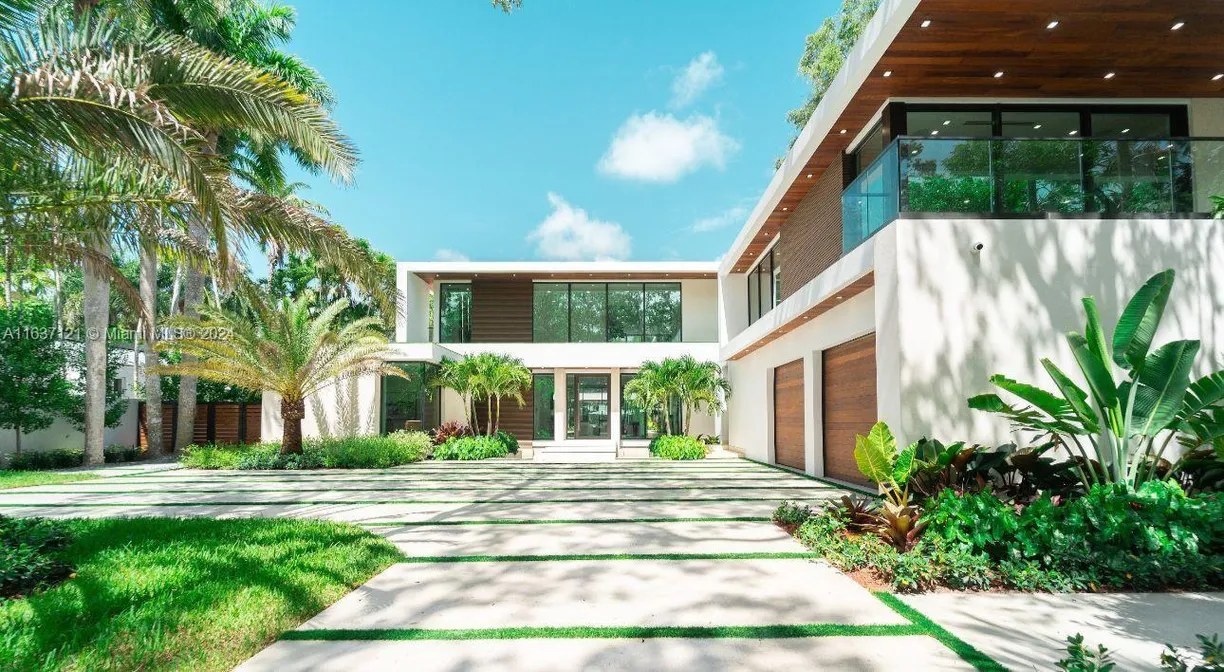 South Florida Real Estate | View 2910 Emathla St | Listing
