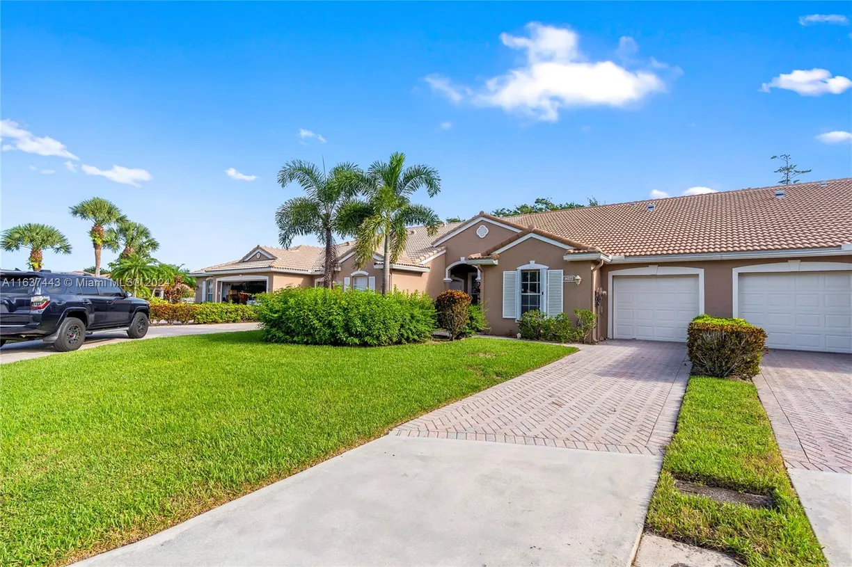 South Florida Real Estate | View 8177 Fresh Crk, 8177 | 2 Beds, 2 Baths
