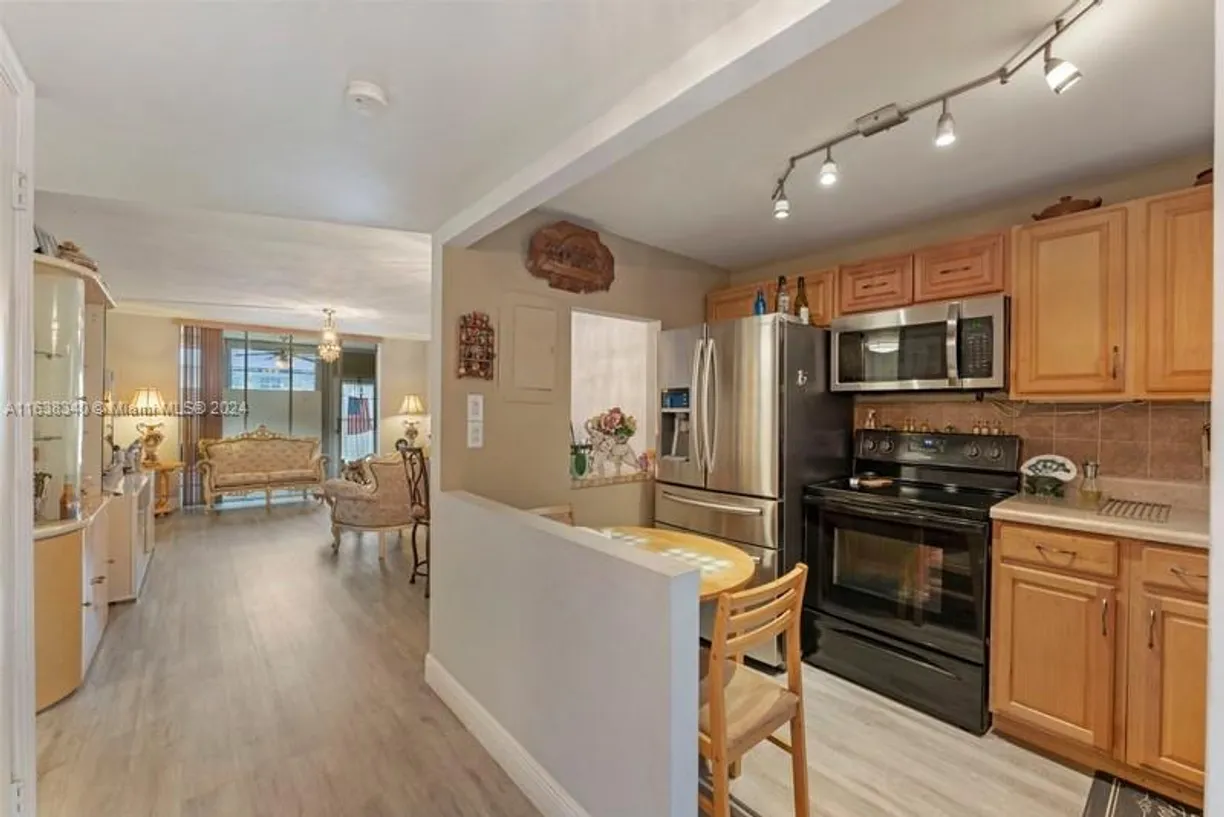 South Florida Real Estate | View 8951 Sunrise Lakes Blvd, 109 | Listing
