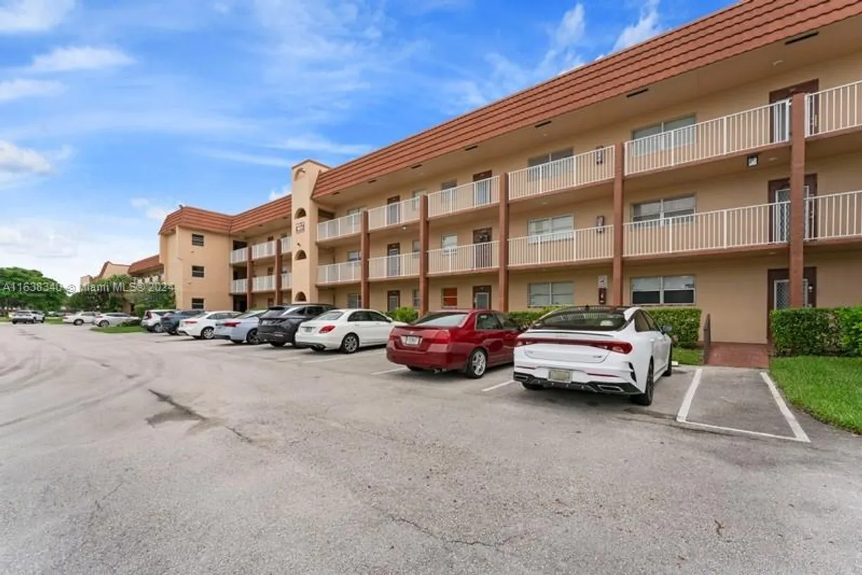 South Florida Real Estate | View 8951 Sunrise Lakes Blvd, 109 | 2 Beds, 2 Baths