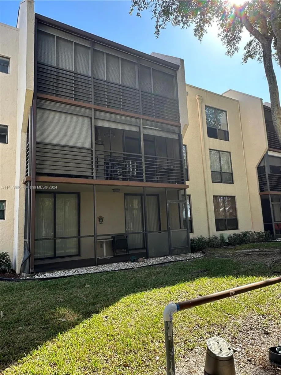South Florida Real Estate | View 6701 N University Dr, 202 | Listing