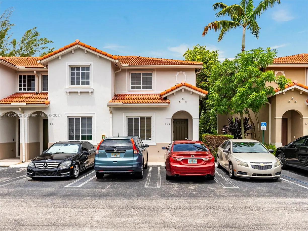 South Florida Real Estate | View 21213 NW 14th Pl, 821 | 3 Beds, 3 Baths