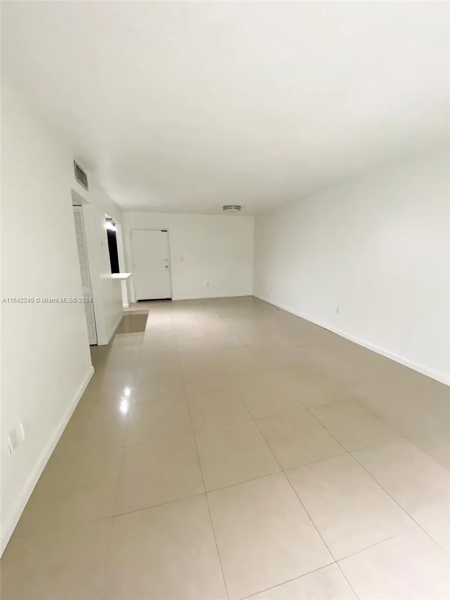 South Florida Real Estate | View 633 S Royal Poinciana Blvd, A106 | Listing