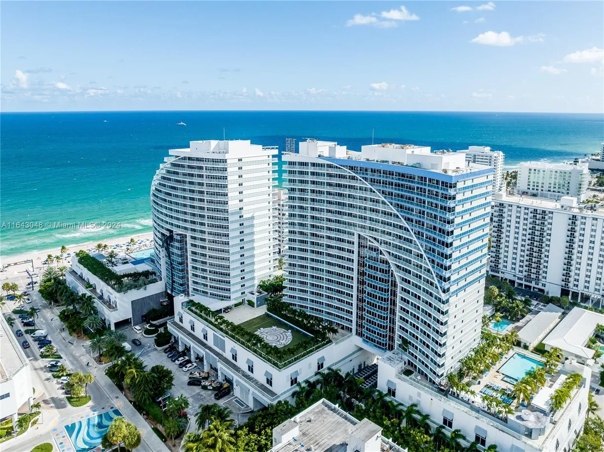 South Florida Real Estate | View 3101 Bayshore Dr, 805 | 2 Beds, 2 Baths
