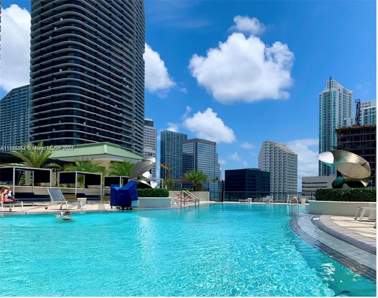 South Florida Real Estate | View 999 SW 1st Ave, 2712 | 2 Beds, 2 Baths