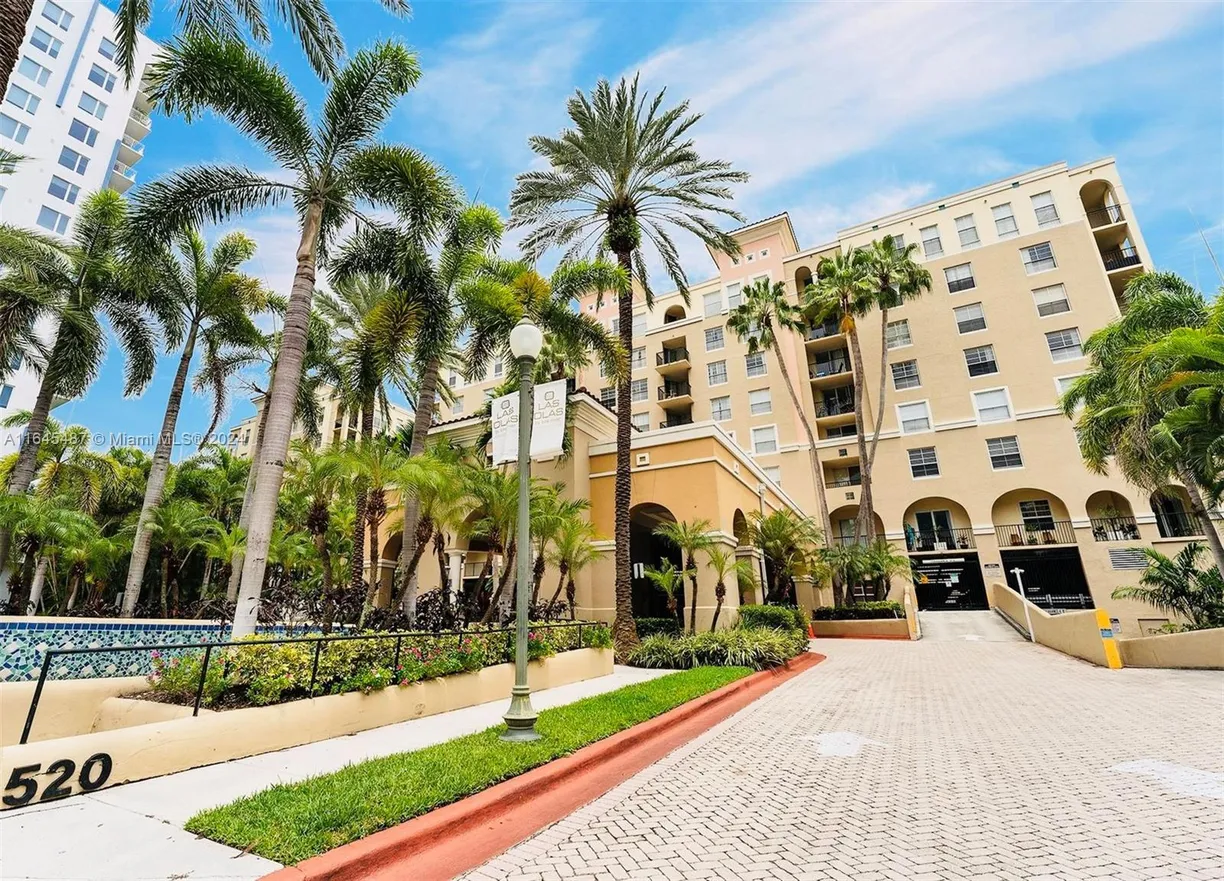South Florida Real Estate | View 520 SE 5th Ave, 3505 | 1 Bed, 1 Bath