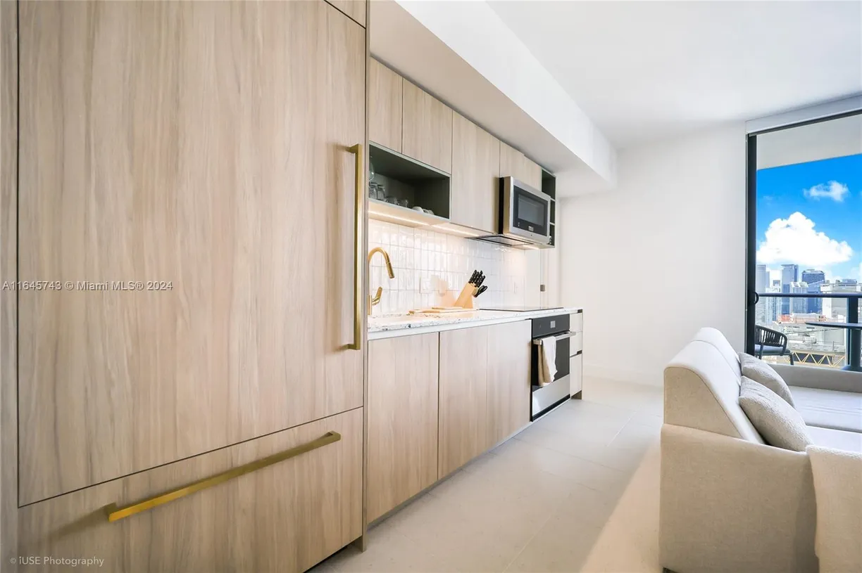South Florida Real Estate | View 601 NE 1 AVE, 3805 | 2 Beds, 2 Baths