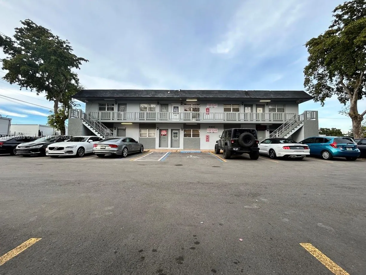 South Florida Real Estate | View 5981 Funston St, B3