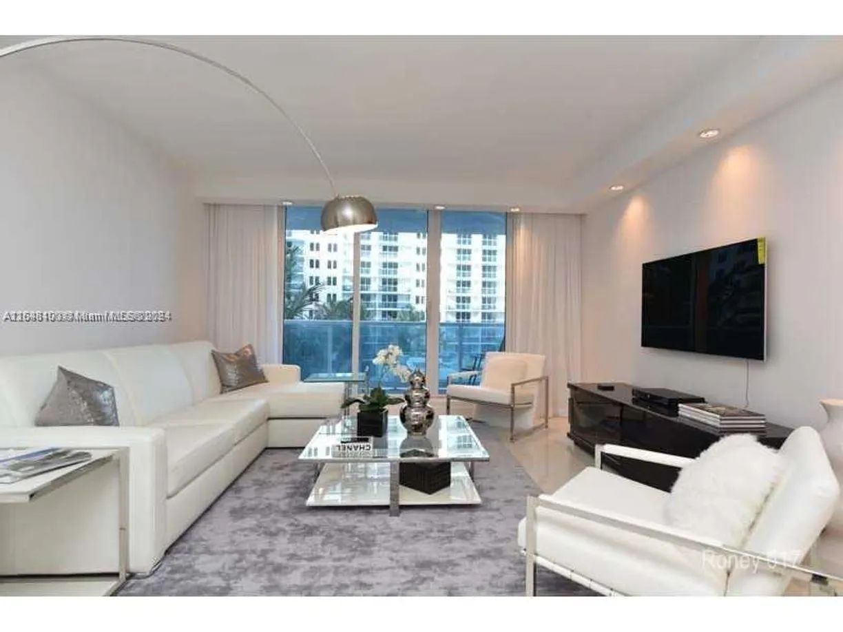 South Florida Real Estate | View 2301 Collins Ave, 617 | Listing