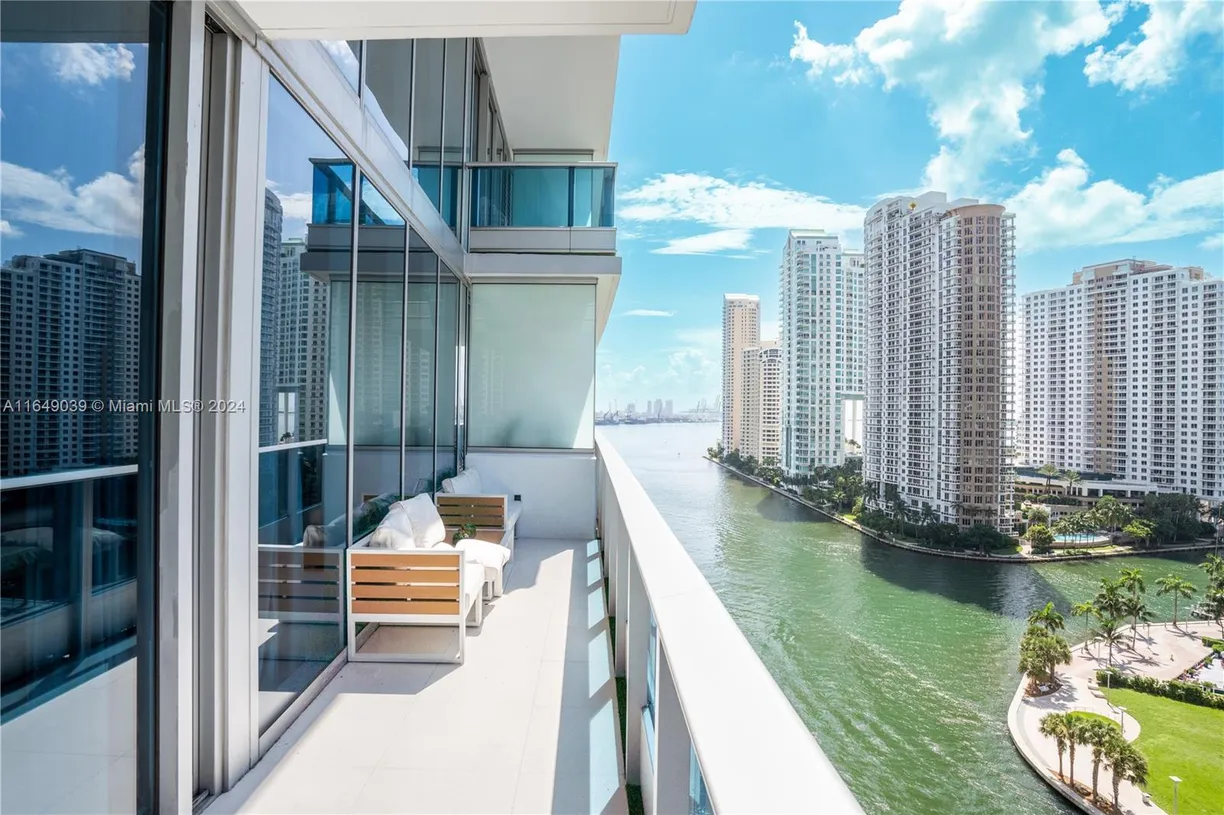 South Florida Real Estate | View 200 Biscayne Boulevard Way, 1407 | 2 Beds, 2 Baths