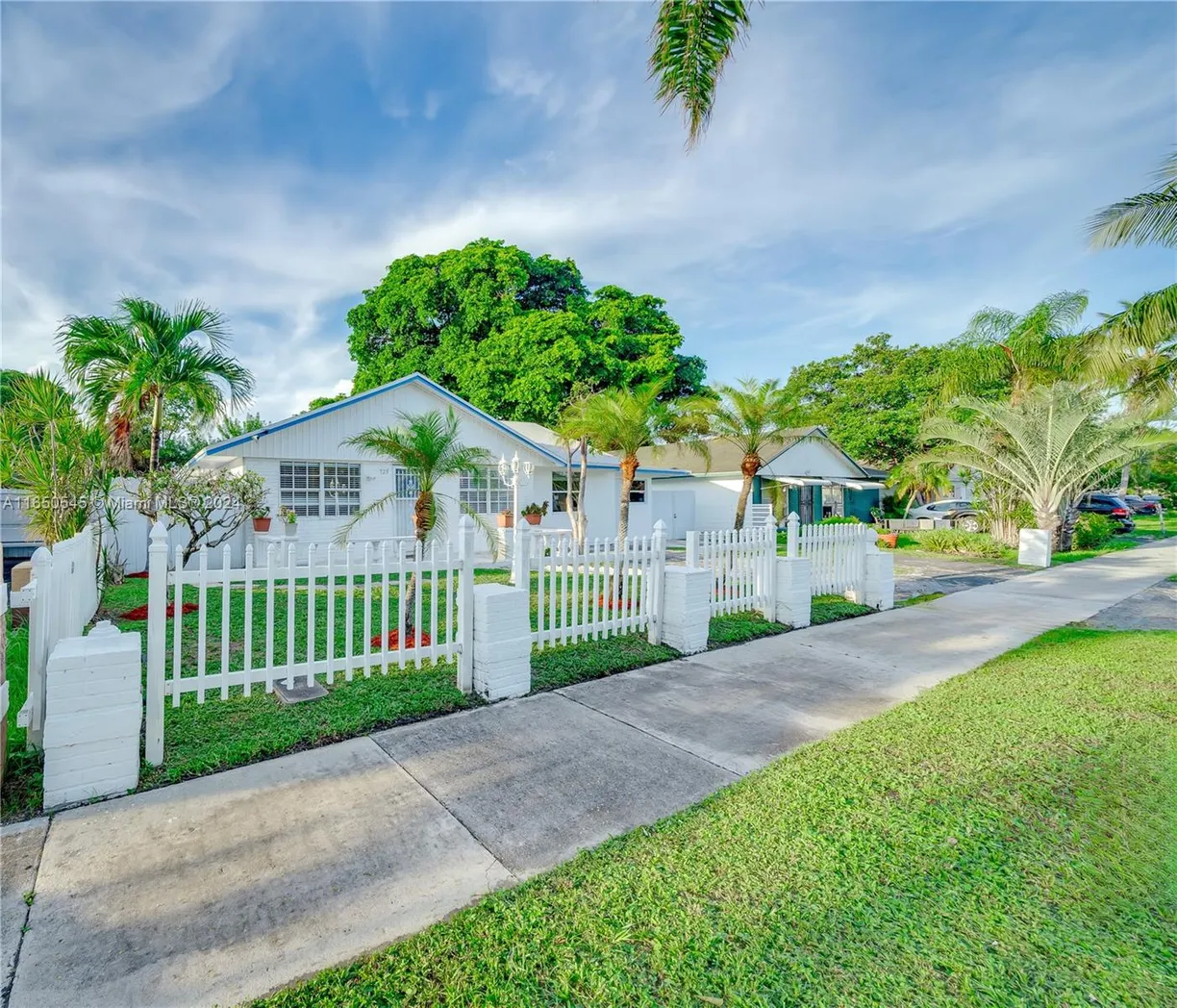 South Florida Real Estate | View 725 NW 15th Ct | Listing