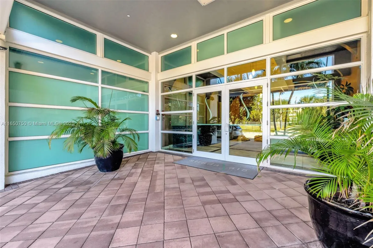 South Florida Real Estate | View 315 NE 3rd Ave, 1505 | Listing