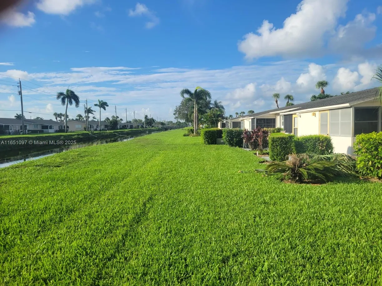 South Florida Real Estate | View 2622 Emory Dr, I | Listing
