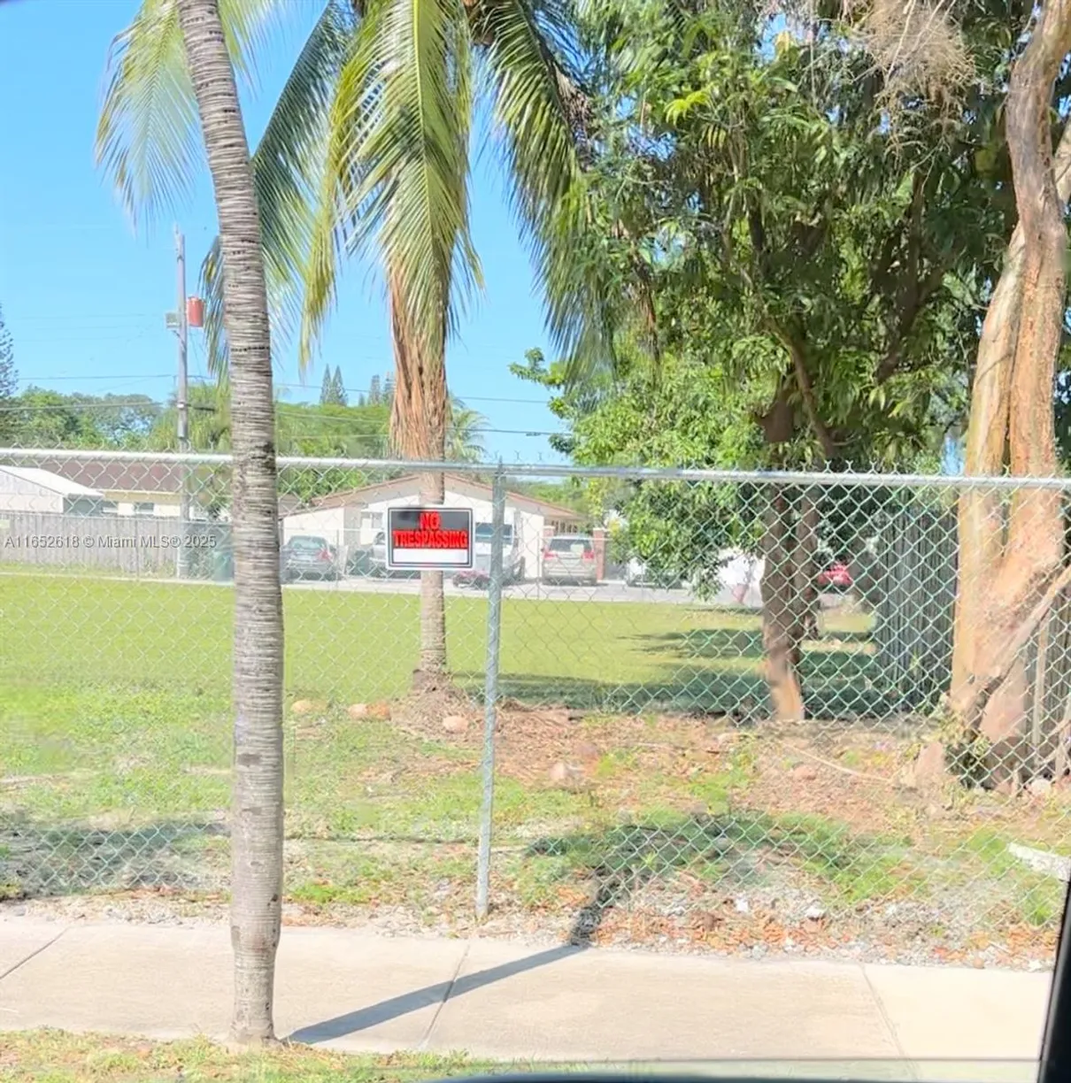 South Florida Real Estate | View 1911 Liberty St | Listing