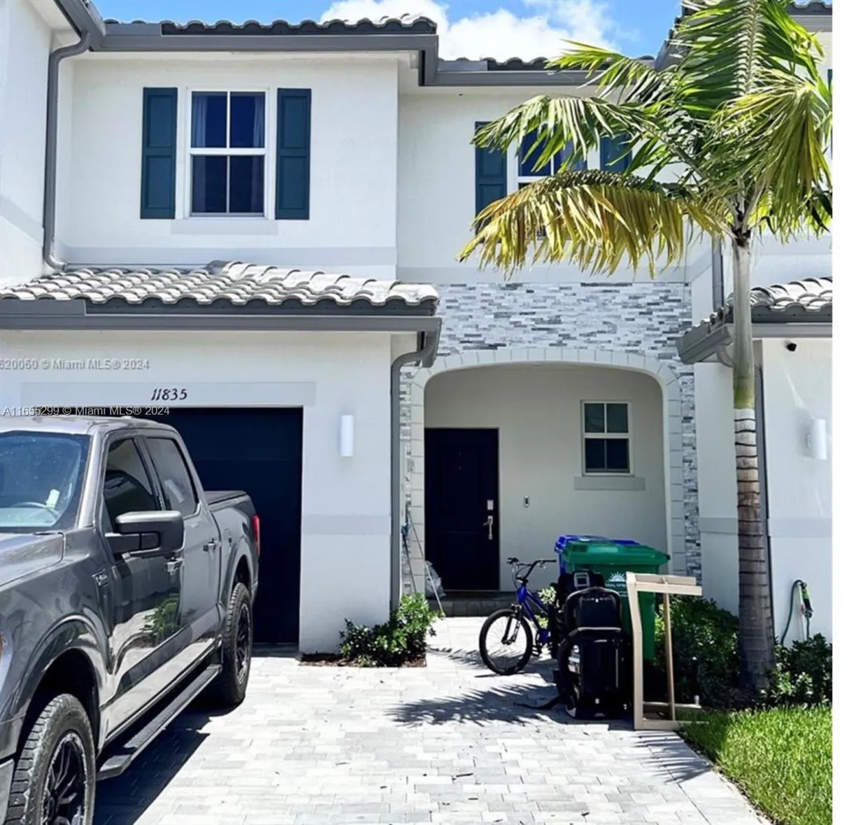 South Florida Real Estate | View 11835 NW 46th St, 11835 | 3 Beds, 2 Baths
