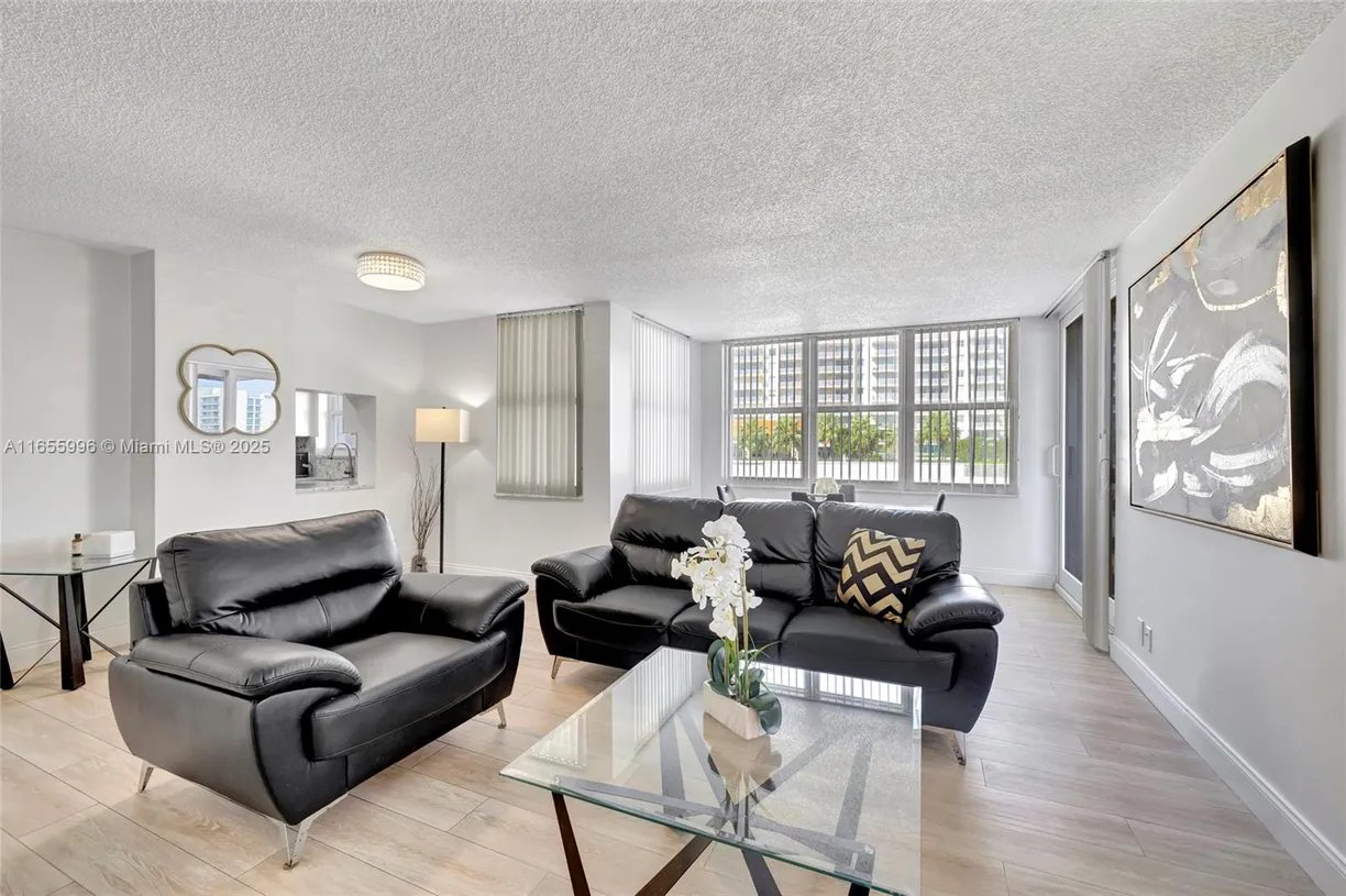 South Florida Real Estate | View 3015 N Ocean Blvd, 6A | 2 Beds, 2 Baths