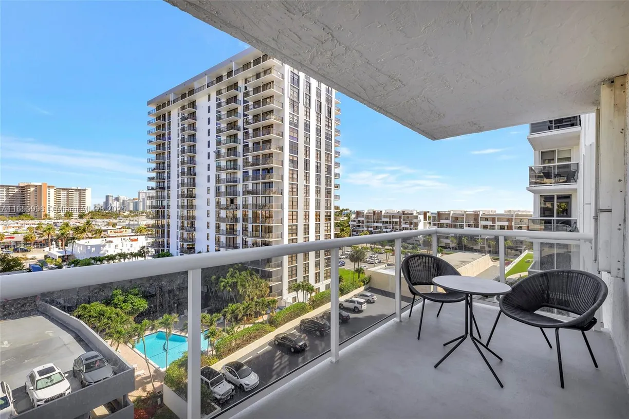 South Florida Real Estate | View 3015 N Ocean Blvd, 6A | Listing
