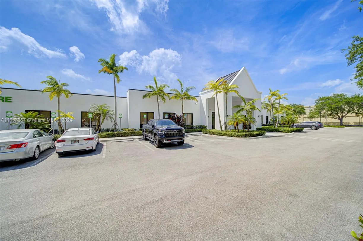 South Florida Real Estate | View 8950 SW 152nd St Suite O | Listing