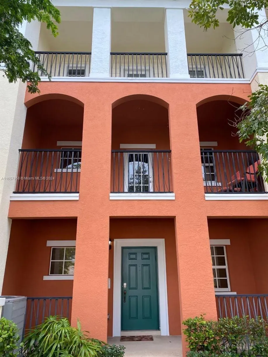 South Florida Real Estate | View 215 SW 6th Pl, 215 | 4 Beds, 3 Baths