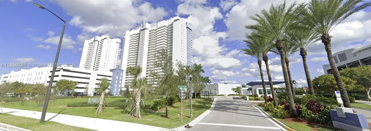 South Florida Real Estate | View 15051 Royal Oaks Ln, 1704 | 2 Beds, 2 Baths