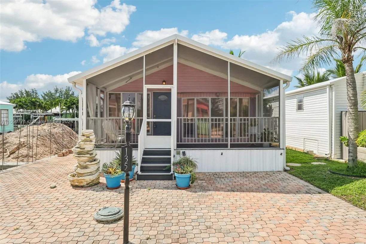 South Florida Real Estate | View 10851 S Ocean Dr, 135 | 2 Beds, 1 Bath