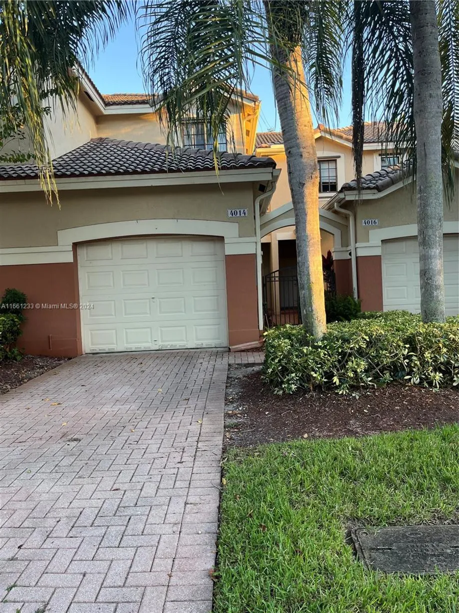 South Florida Real Estate | View 4014 Peppertree Dr | 3 Beds, 2 Baths