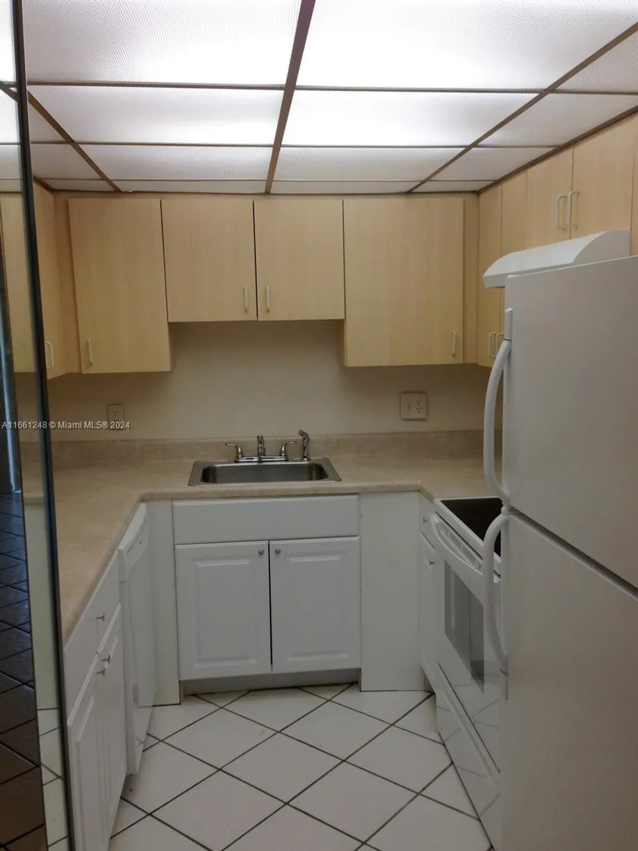 South Florida Real Estate | View 6300 S Falls Cir Dr, 106 | 1 Bed, 1 Bath