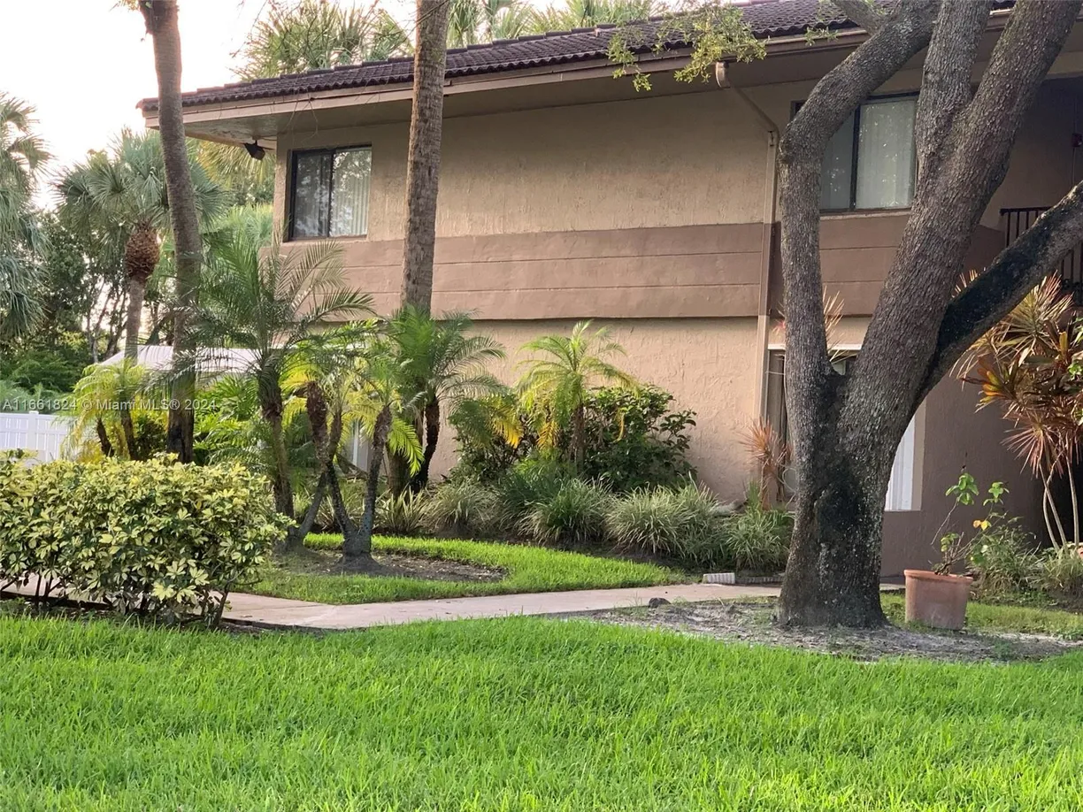South Florida Real Estate | View 9549 NW 2nd Pl, 1-C | Listing