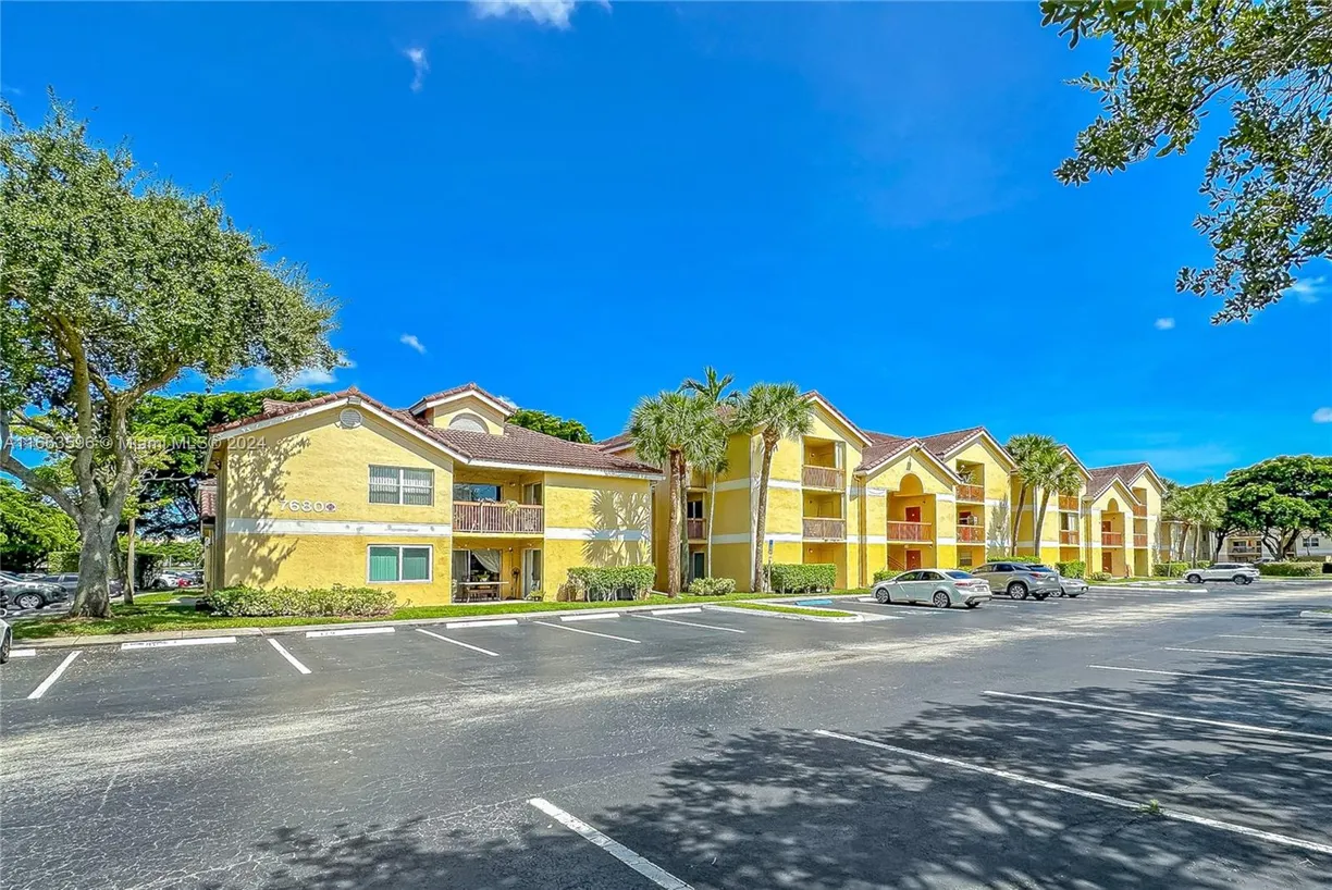 South Florida Real Estate | View 7680 Westwood Drive, 823 | Listing