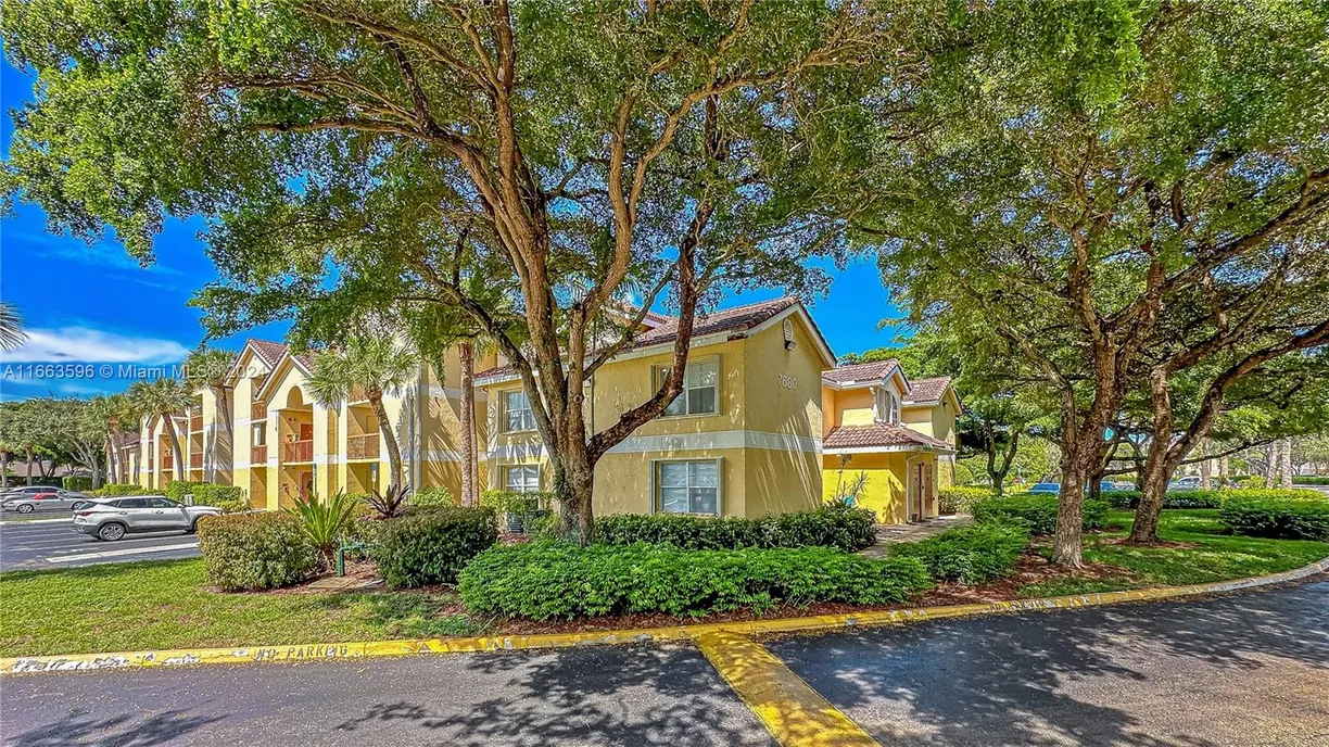 South Florida Real Estate | View 7680 Westwood Drive, 823 | 3 Beds, 2 Baths