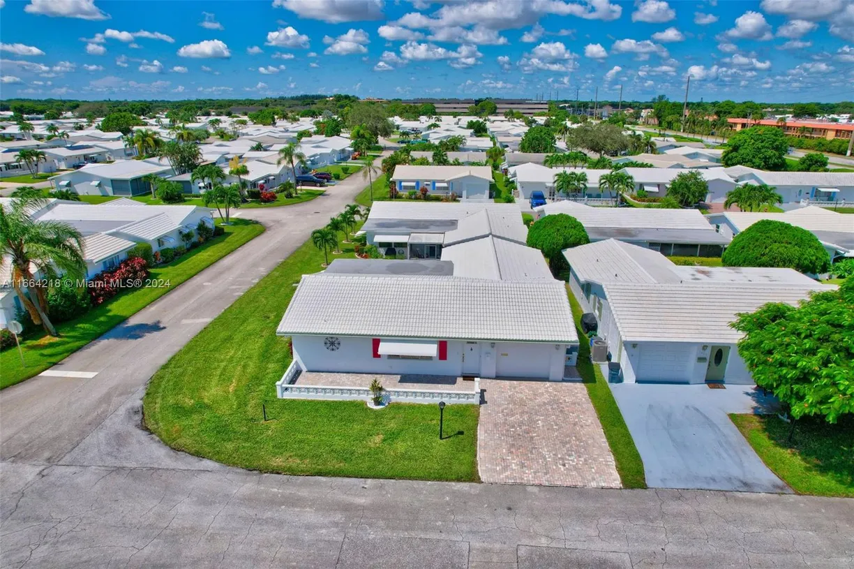 South Florida Real Estate | View 1507 SW 20th St | Listing