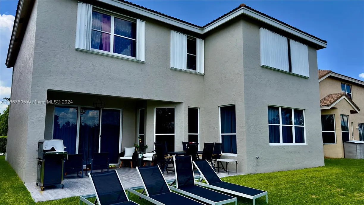 South Florida Real Estate | View 17381 SW 33rd St | Listing