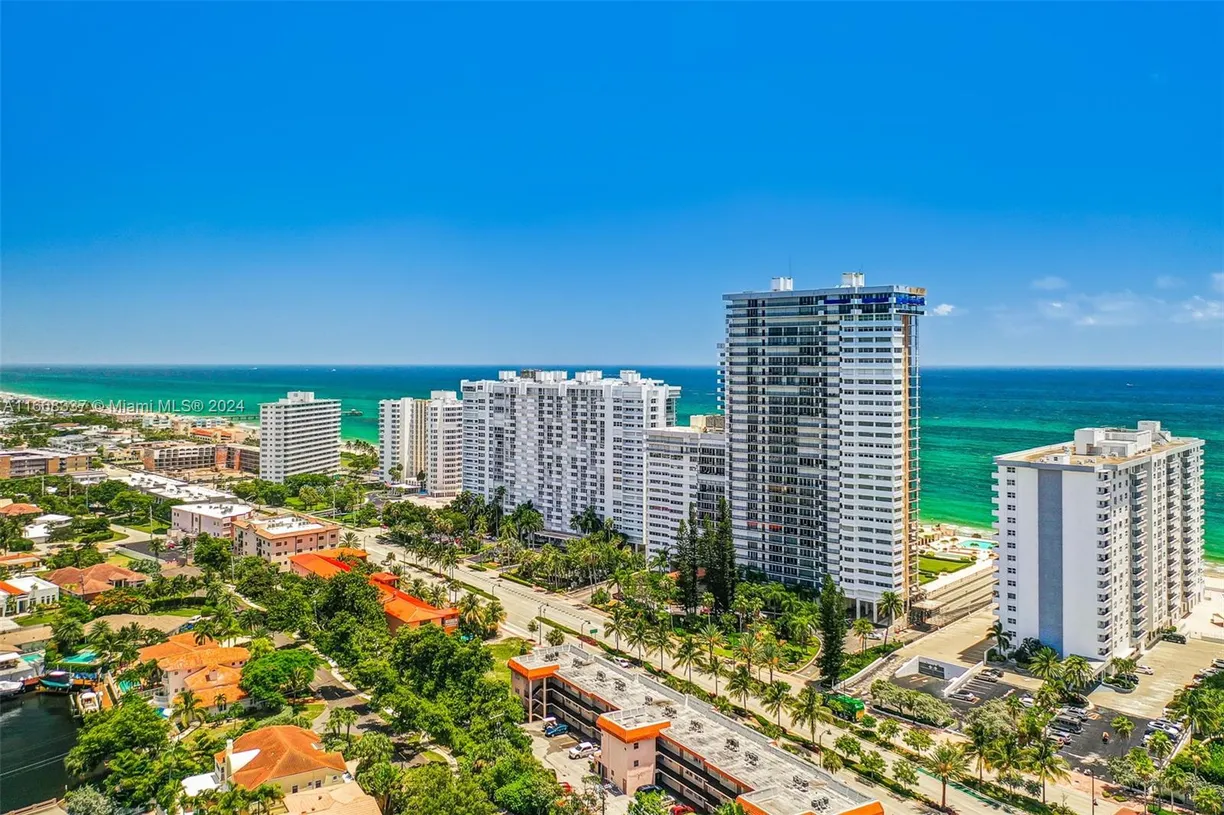 South Florida Real Estate | View 4250 Galt Ocean Dr, 5K | 1 Bed, 1 Bath