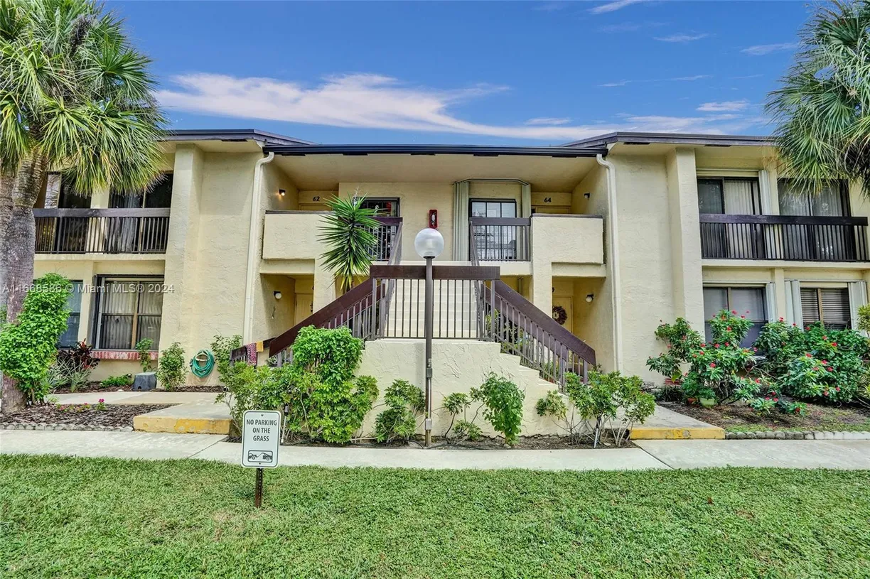 South Florida Real Estate | View 1945 SW 15th St, 62 | 2 Beds, 2 Baths